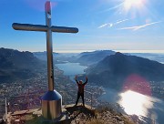 49 Al Crocione (1025 m)  di San Martino con vista su Lecco, i suoi laghi, i suoi monti 